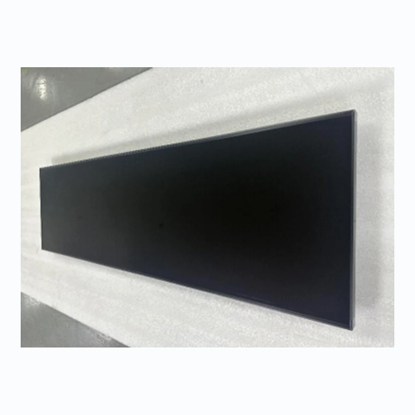 58.5 inch high brightness stretch bar LCD display