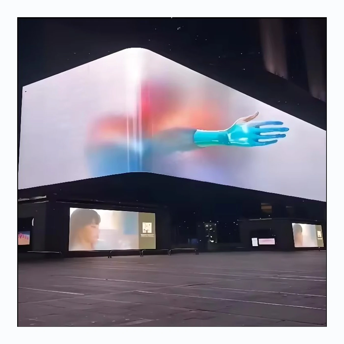Naked Eye 3D LED Screen