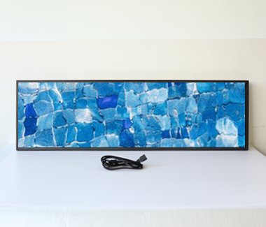 43.8 inch 1000 nits stretch TFT LCD digital signage